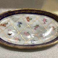 Vassoio porcellana Limoges. Oggetto antiquariato