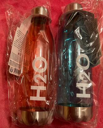 Borracce sports con scritta H2O