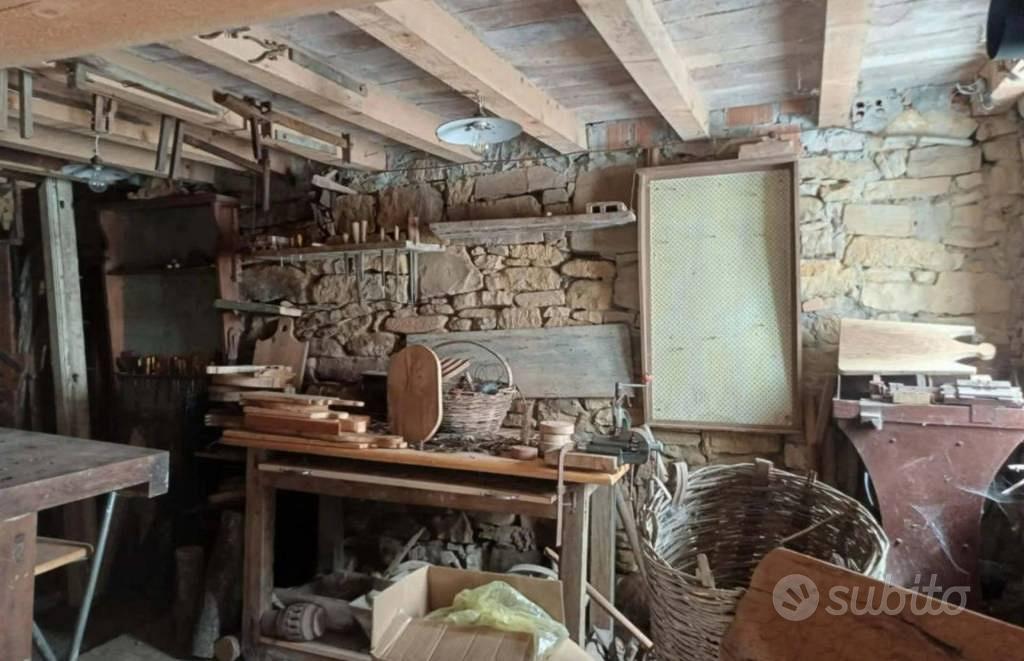 Immobile in asta di 295 m² con più di 5 locali a V - Altro