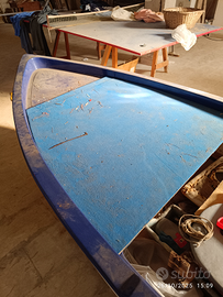 Barca motore e carrello