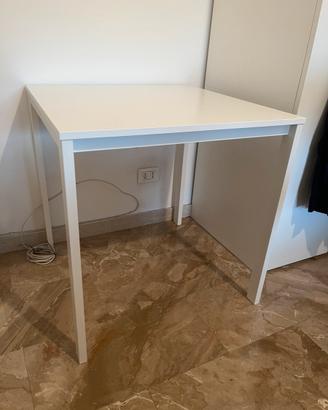 Tavolo IKEA VIHALS bianco 74x74
