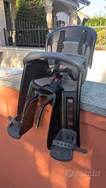 Seggiolino anteriore bicicletta e casco 