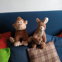 Pupazzi scimmia e canguro 