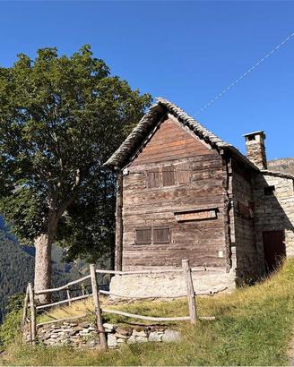 AUTENTICA CASA WALSER DEL '700 NEL CUORE DELLE ALP