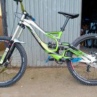 SPECIALIZED DEMO 8 TAGLIA M DEL 2012