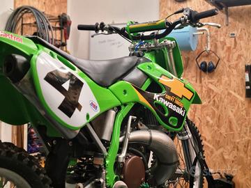 Kawasaki KX 250 - 2000 restaurata zero ore