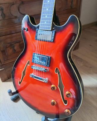 SUPER: chitarra semi-acustica Harley-Benton 