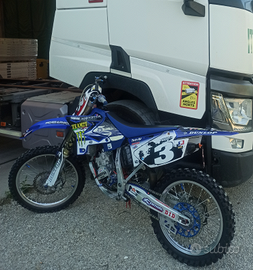 Yamaha yz 125 (da vetrina)