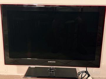 Samsung UE32B7000 FullHD con tutti gli accessori.