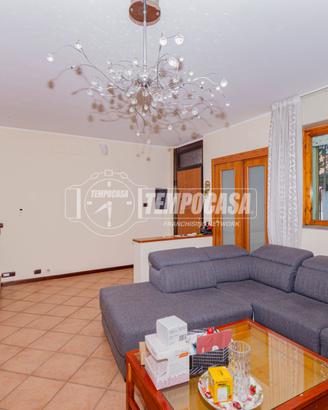 Villa a Vigevano Via Cisliano 4 locali