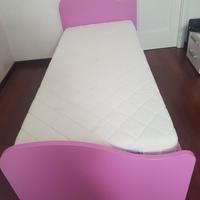 Letto con sottoletto estraibile