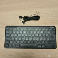 Tastiera wireless compatta Trust Lyra