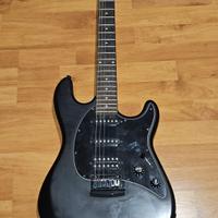 Sterling by Music Man Cutlass HSS inclusa gig bag
