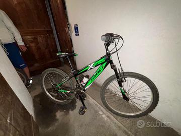 Mountain bike Junior 24'' 18vel