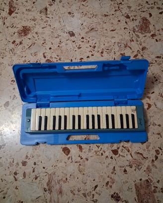 melodica strumento musicale 