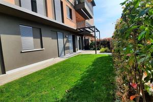 NOALE - Ultimo Piano Terra con Giardino