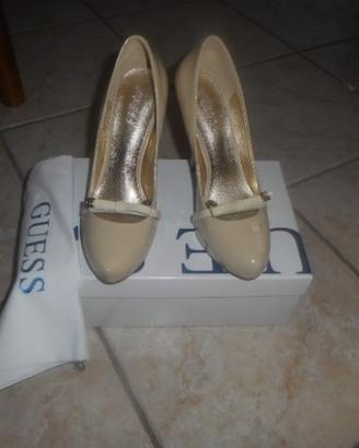 Guess decollete' donna n. 38