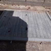 Porta basculante per garage