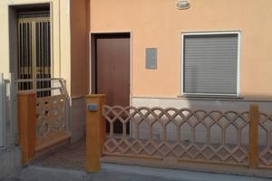 San Pietro in Bevagna 50 mt dal mare zona centro