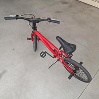 bicicletta BMX