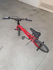 bicicletta BMX