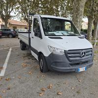 Autocarro Mercedes Benz Sprinter cassonato