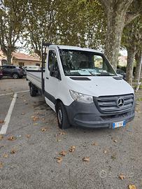 Autocarro Mercedes Benz Sprinter cassonato