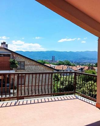 Appartamento di 60 m² con 3 locali e box auto a Te
