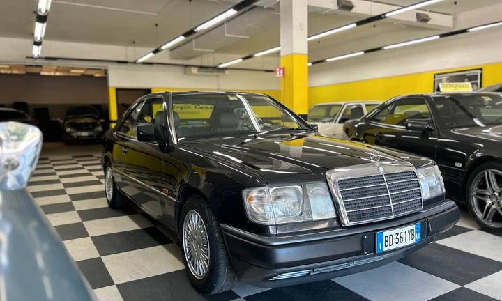 Mercedes-benz CE 200 Coupe EPOCA
