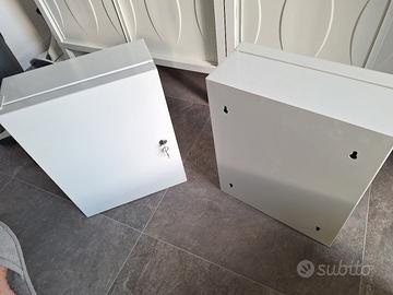 armadietto ikea di metallo