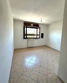 Monterotondo quadrilocale con posto auto