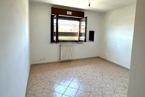 Monterotondo quadrilocale con posto auto