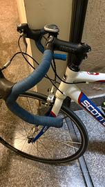 Bici da corsa ScottUsa