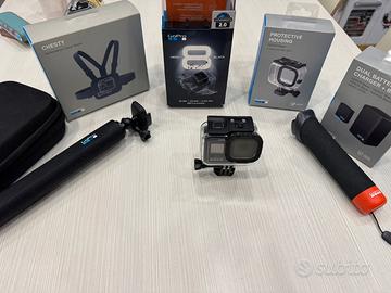 Go pro 8 black + accessori