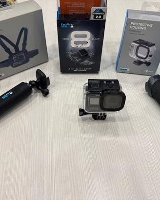 Go pro 8 black + accessori