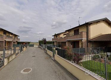 Villa a Schiera a Caselle Lurani, 4 locali
