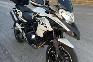 Benelli Trk 502 come Nuova Tanti Accessori inclusi