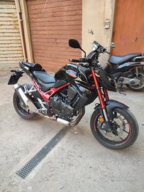 Hornet 750