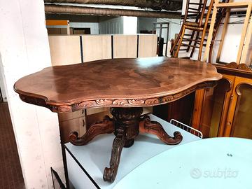 tavolo ovale intarsiato con 6 sedie stile barocco 