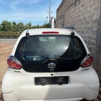RICAMBI TOYOTA AYGO 1.0 BENZINA ANNO:2011