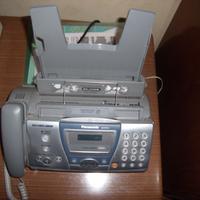 Fax Panasonic compatto a carta comune