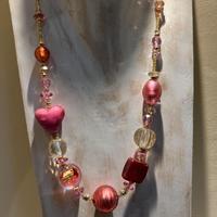 Collana rosa in vetro di Murano