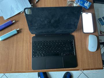 APPLE MAGIC KEYBOARD IPAD PRO 13” M4