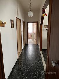 5 vani vicino alle 5 terre e a sestri l