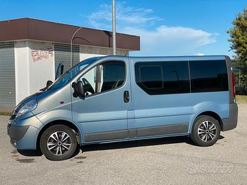 Opel vivaro semi camperizzato