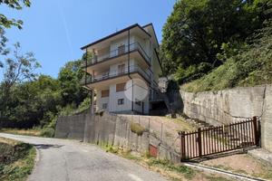 2 LOCALI A MONASTERO DI LANZO