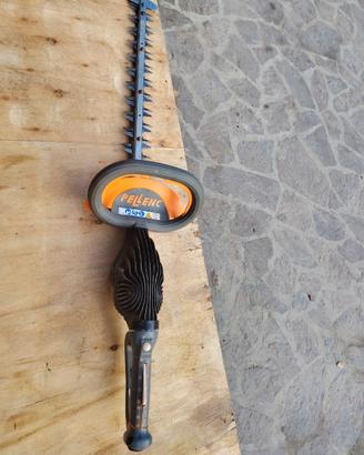 Tagliasiepi a batteria pellenc helion