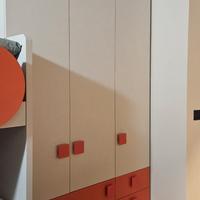 armadio  da ragazzi 3 ante H. 260 cm L. 135 cm