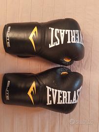 guantoni da boxe/kickboxe usati everlast 14 oz