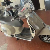 Vespa GTS 300 - 2023